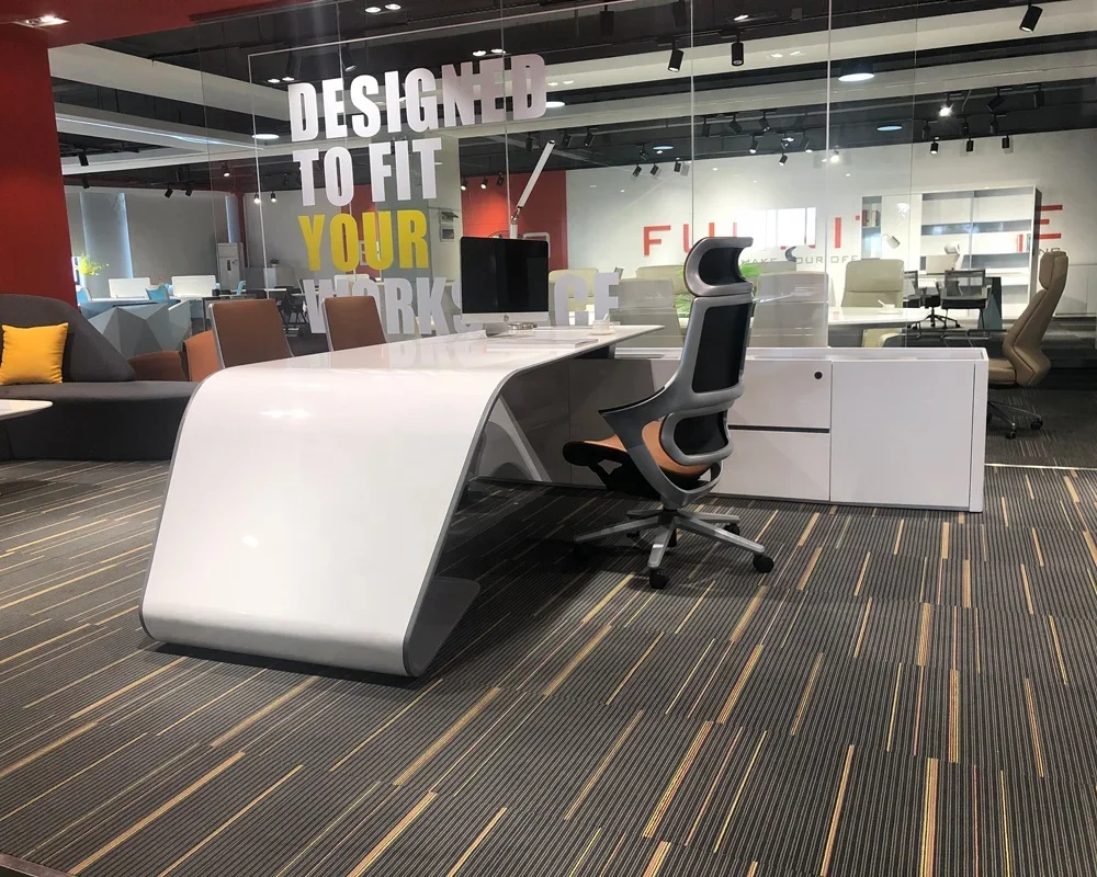 Scrivania Direzionale a L con  - Office Tech And Management recensione e prezzo