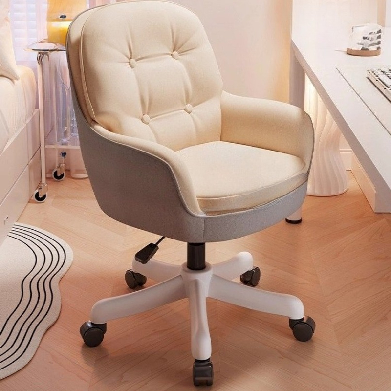 Comoda sedia da ufficio per st - Office Tech Chair recensione e prezzo