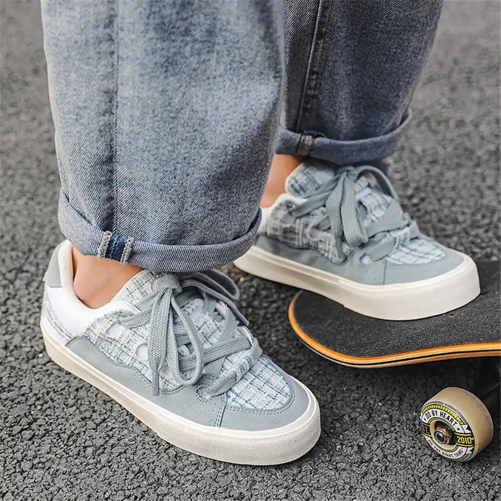 Con allacciatura Scarpe da scu - Classic Tech Office Number recensione e prezzo
